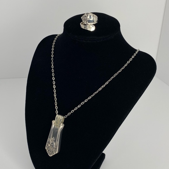 Knife 🔪 End Necklace and Small Spoon Tea Spoon 🥄 Ring - Picture 1 of 8